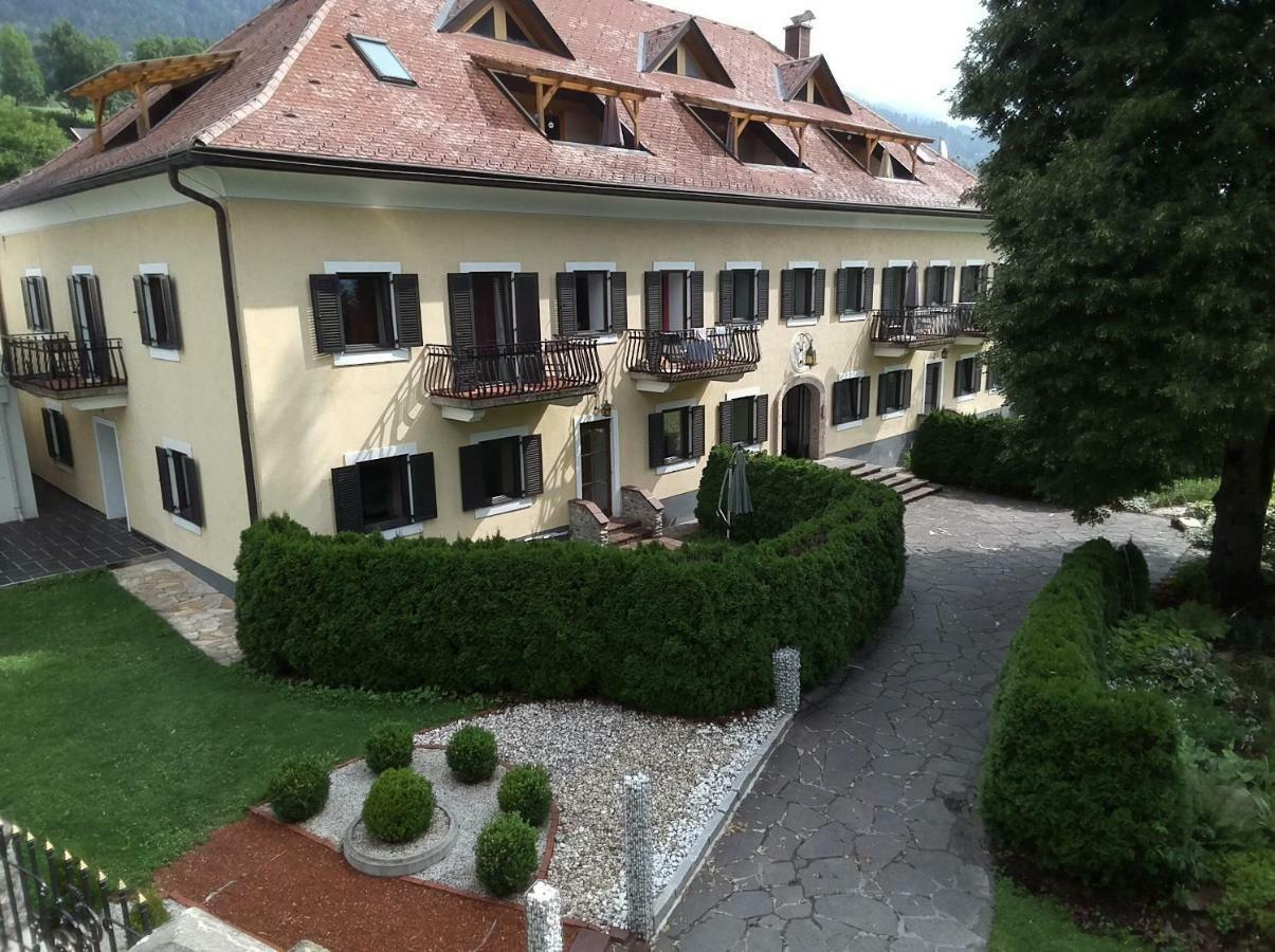Garten- & Loggia-Appartement Herrenhaus Dellach im Drautal Exterior photo
